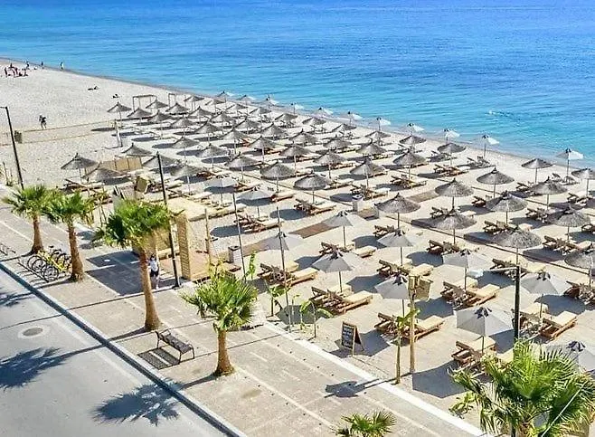 Connie's House Lägenhet Kos