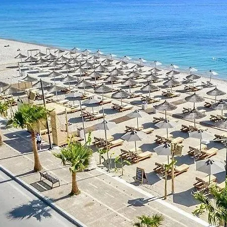 Connie's House شقة بلدة كوس