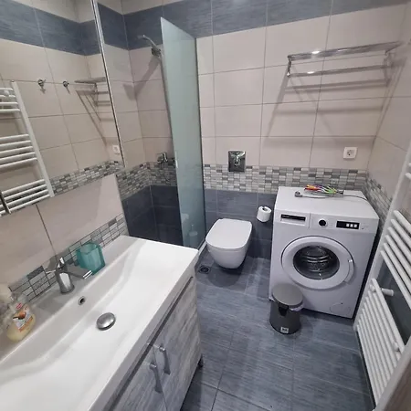 شقة Connie's House *